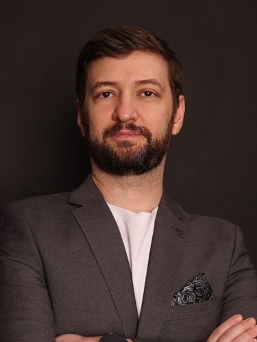 Роман Надеин